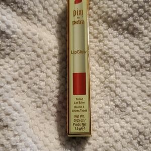 Pixi LipGlow in ruby